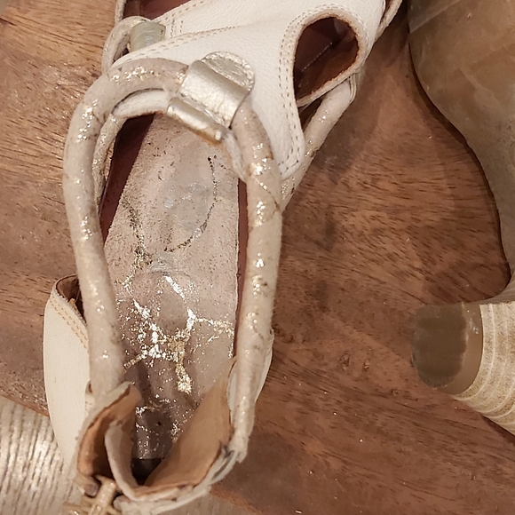 Mjus distressed heeled sandals - Picture 4 of 6